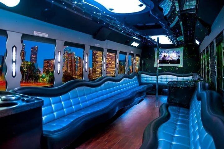 Dubai City Tour in Luxury Limousine Tour