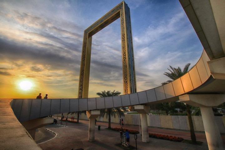 Dubai Frame Ticket with Transfer