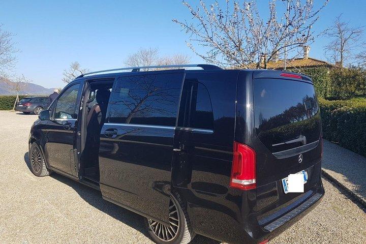 Private Transfer from SORRENTO to ROME with a stop in Pompeii or vv