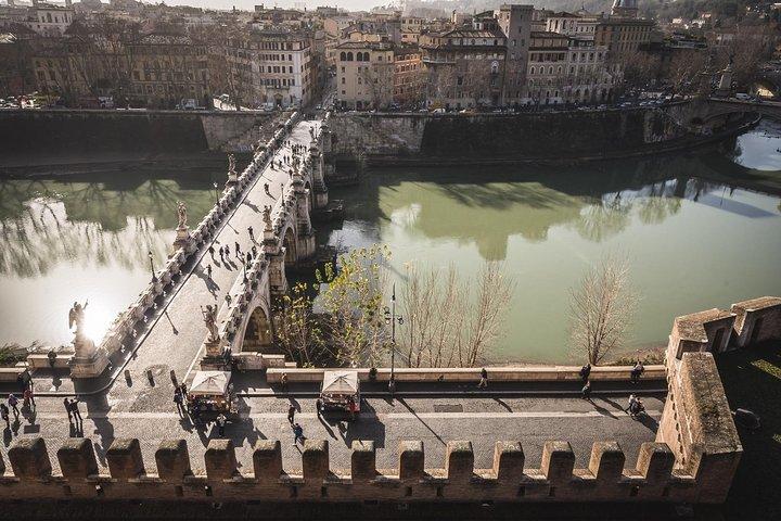 Rome: Guided Tour of the Secrets Beneath Castel Sant'Angelo