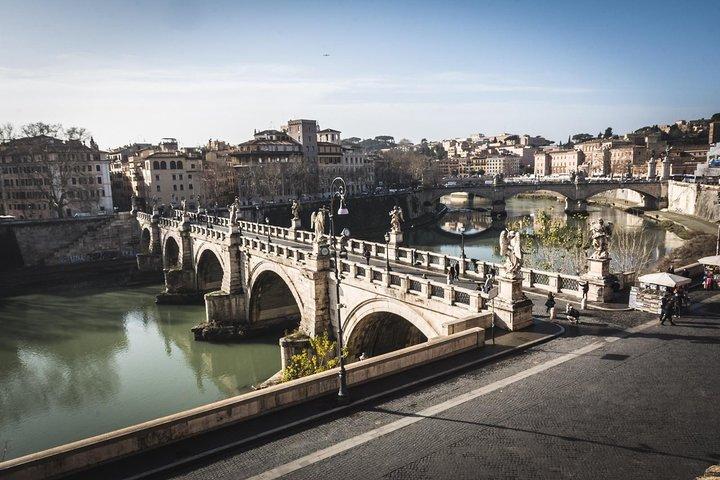 Rome: Guided Tour of the Secrets Beneath Castel Sant'Angelo