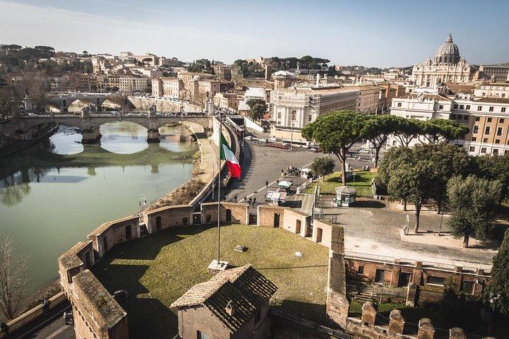 Rome: Guided Tour of the Secrets Beneath Castel Sant'Angelo