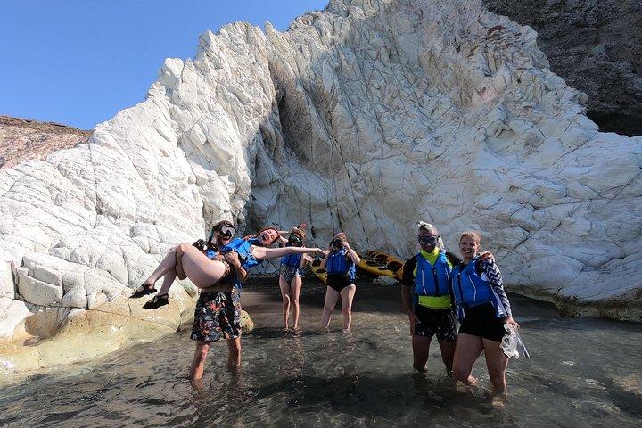Small-Group Santorini Sea Caves Kayak Trip with Snorkeling & Picnic