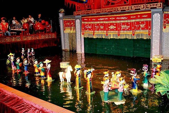 Water Puppet Show-Cyclo & Dinner On Cruise in Ho Chi Minh City