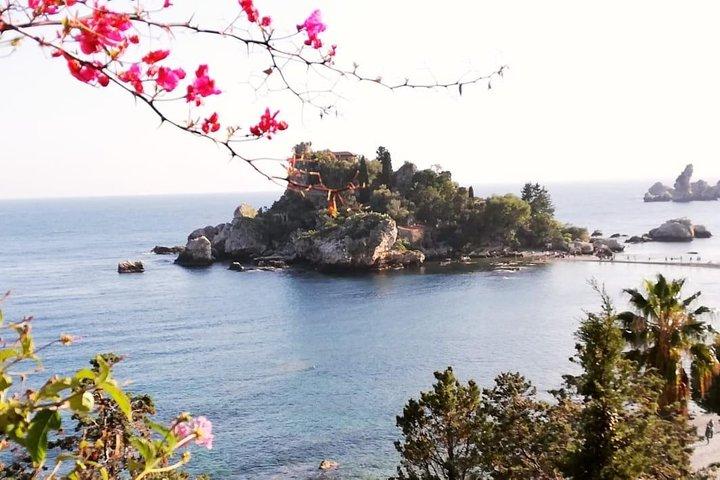 Giardini Naxos, Taormina and Castelmola-White Lotus-From Catania