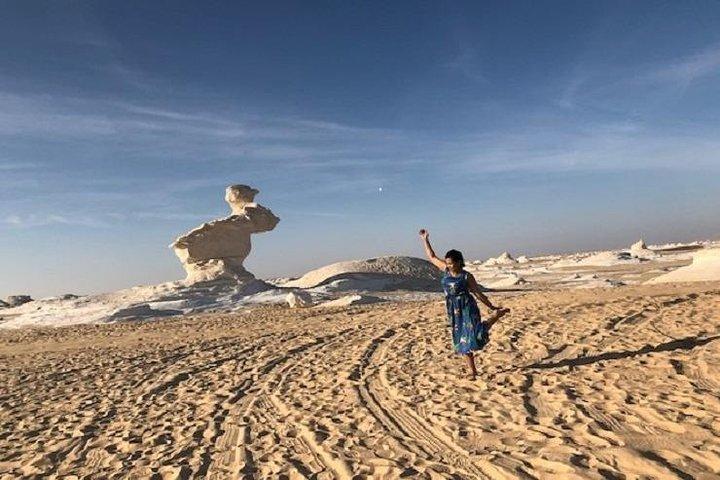 2 Days White Desert and Bahariya Oasis Tour