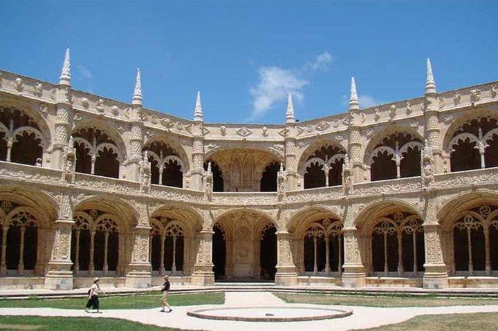 Tour LISBON (full day)