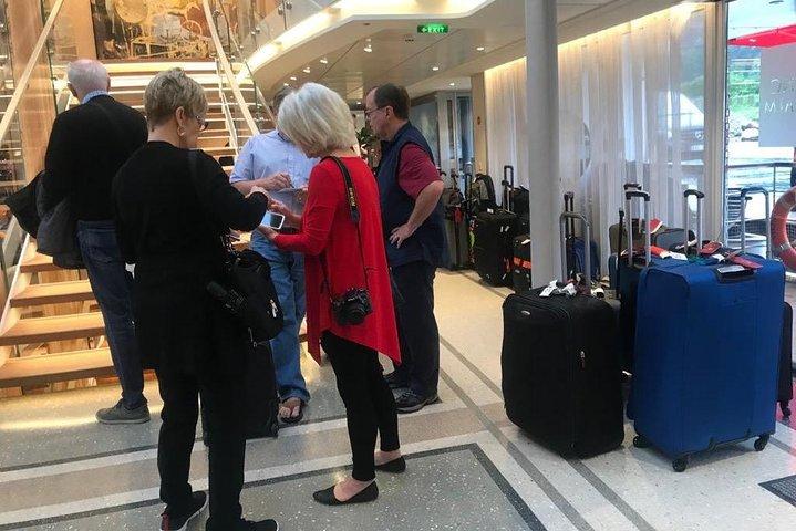 Large group Private Transfer from Vilshofen to Prague or Prague to Vilshofen