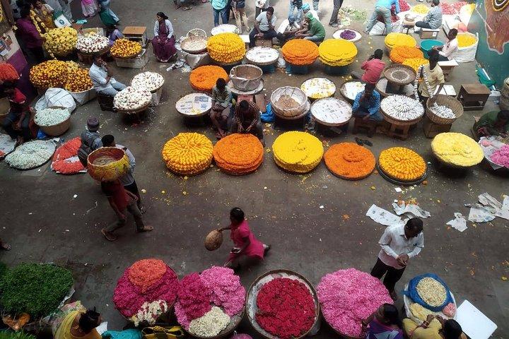 Bengaluru Pete City Market Half-Day Walking Tour