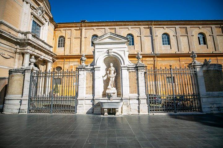 Wheelchair Accessible Vatican Tour with Sistine Chapel & Skip-the-line Tickets