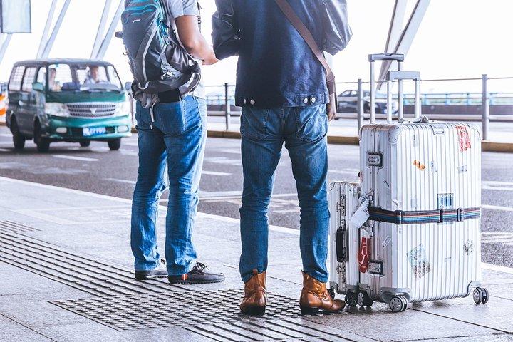 Private Departure Transfer: Hotel to Yangon International Airport (RGN)