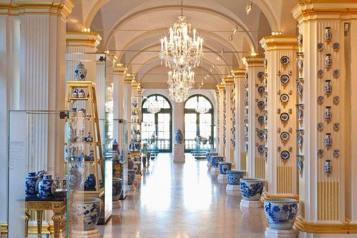 Private transfer from Berlin to Prague with Meissen Porcelain Manufactory stop