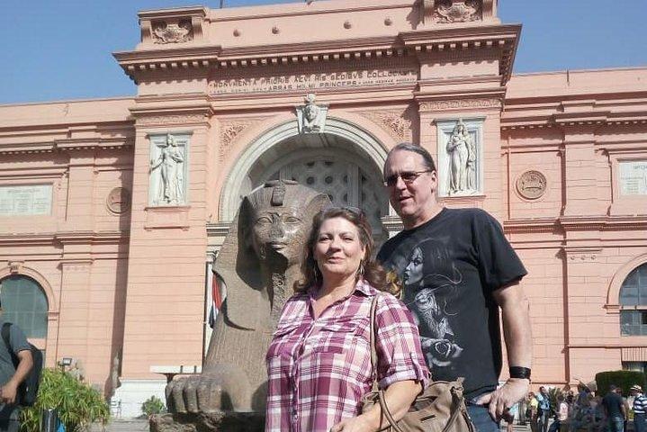 Cairo layover tour Giza pyramids and Sphinx