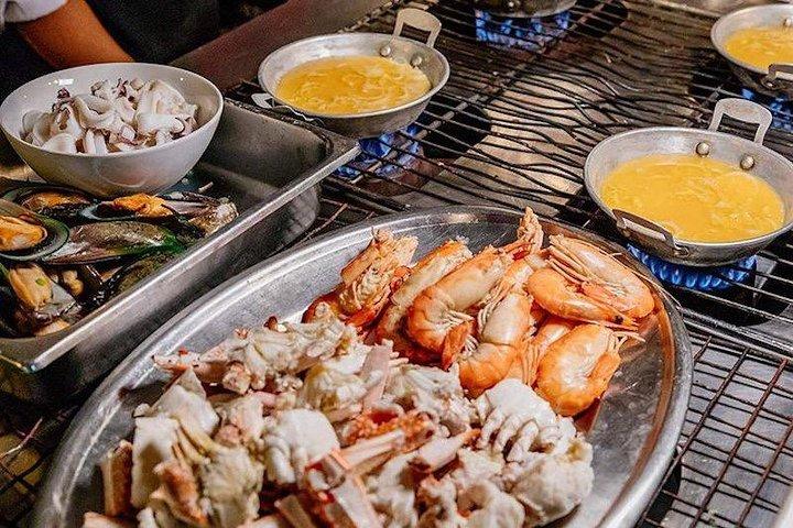 Bangkok Sky Dining: Baiyoke Buffet with Observation Deck Access