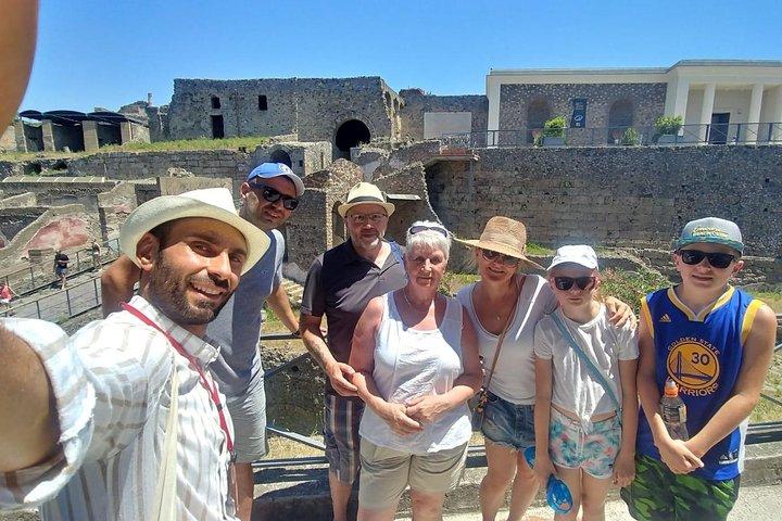 Pompeii Ancient City Walking Tour – Italian & English Guide