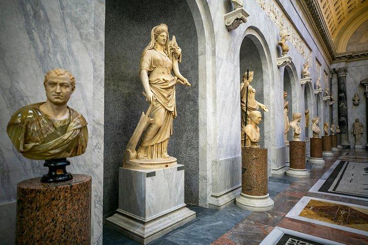 Wheelchair Accessible Vatican Tour with Skip the Line Tickets & Sistine Chapel