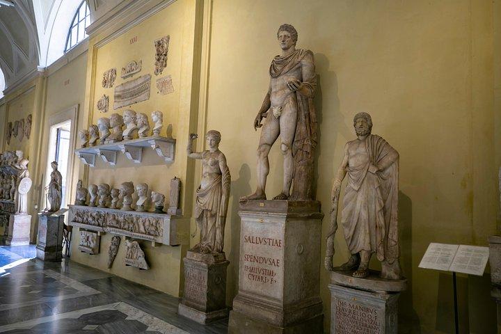 Grand Vatican Tour Full-day with Sistine Chapel and Borgia Rooms