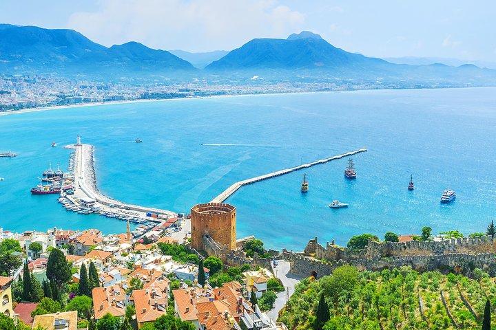 Alanya Tour with Cable Car, Boat Trip and Lunch at Dimcay
