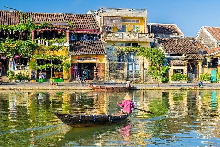 Private Transfer from Ben Tre to Tan Son Nhat (SGN) Airport
