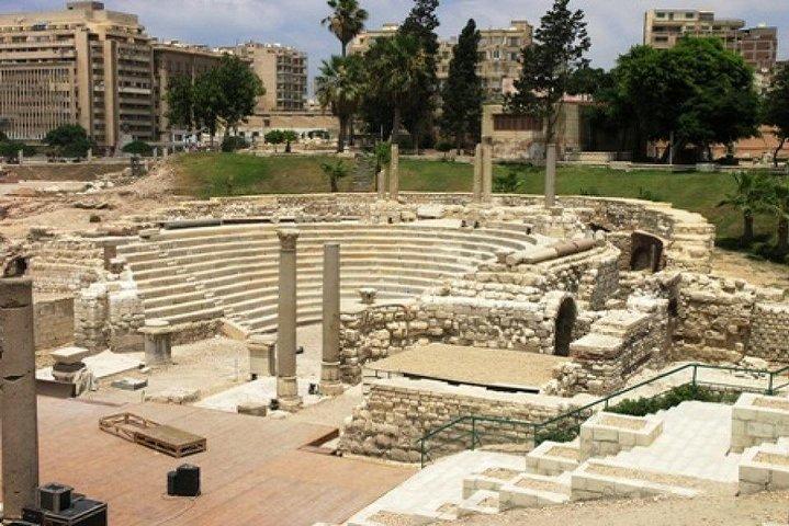 Private Tour in Alexandria from Cairo with Lunch