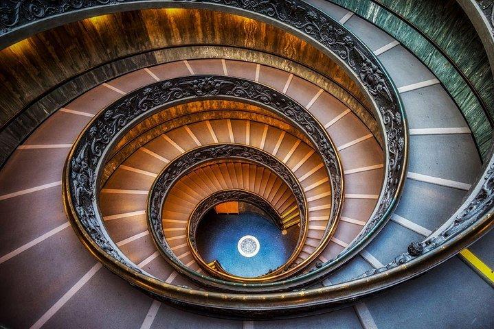 Private Early Morning Vatican Tour with St. Peter's Basilica