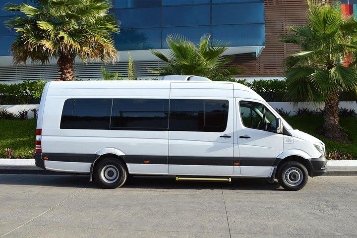 Shared Departure Transfer: Hotel to Saint Lucia International Airport