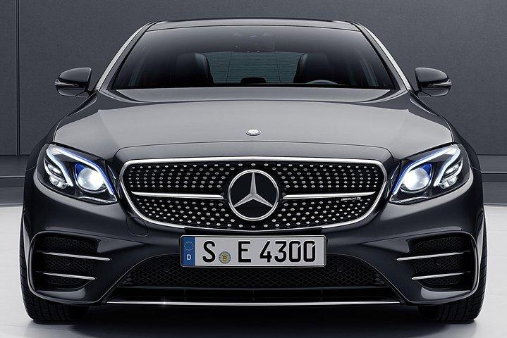 Arrival Private Transfers from Hamburg Airport XFW to Hamburg City