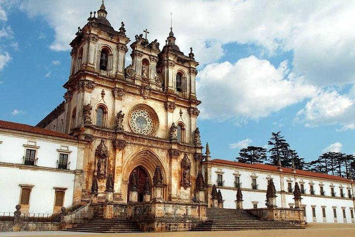 3 Days Wonders of Portugal from Lisbon