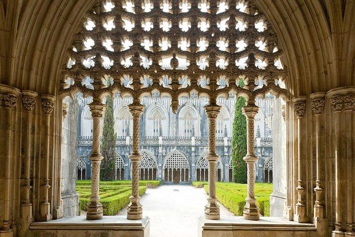 3 Days Wonders of Portugal from Lisbon