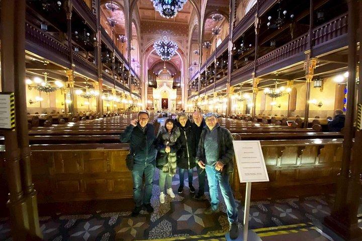 A Journey through Jewish Budapest - Private Walking Tour