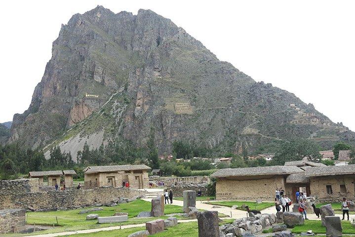 Excursion to the Sacred Valley of the Incas from Cusco