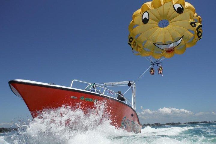 Parasailing Adventure above the Gulf of Mexico