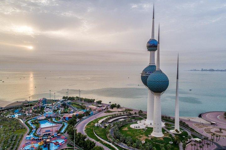 Airport Transfer: Kuwait to Kuwait Airport KWI by Business Car