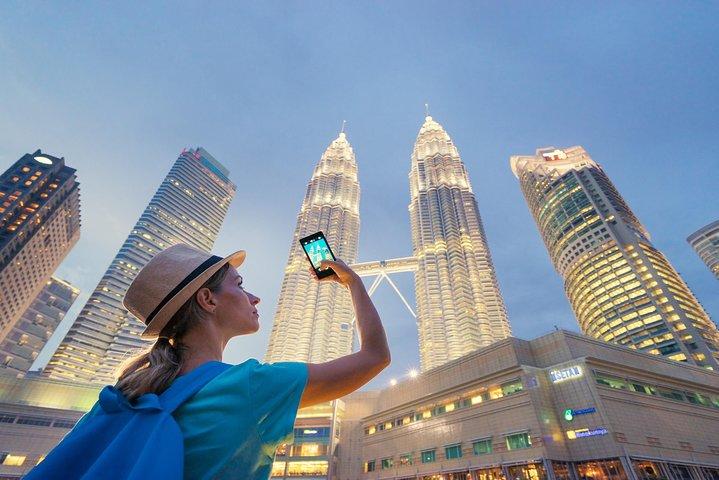 Petronas Twin Tower Tickets & Round Trip Transfers