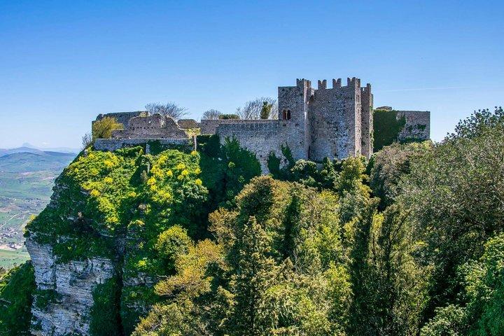 Tour from Palermo to Segesta, Erice, Trapani salt pans