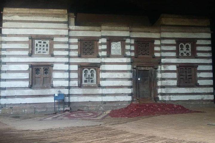 Tour 11 monolithic rock churches & museum in Lalibela & cave church with mummies