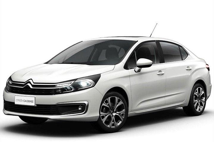 Private Airport Transfer in or out with english speaking driver.