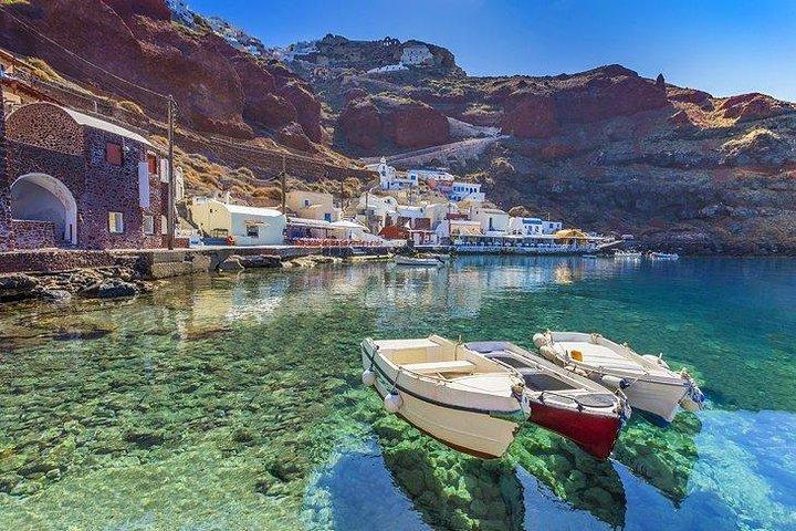 Shared Platinum Sunset Trip of Santorini via Hot Springs & White Beach