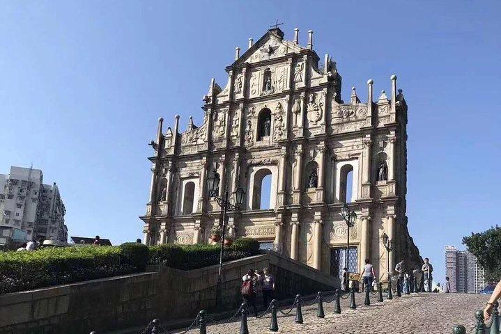 Exclusive Transfer Private Car Service from Hong Kong to Macau"