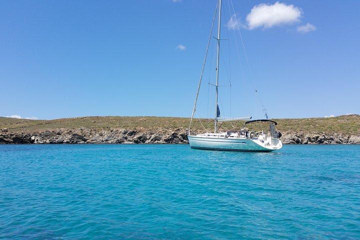 Private sailing cruise to Delos & Rhenia with Lunch & Transfer