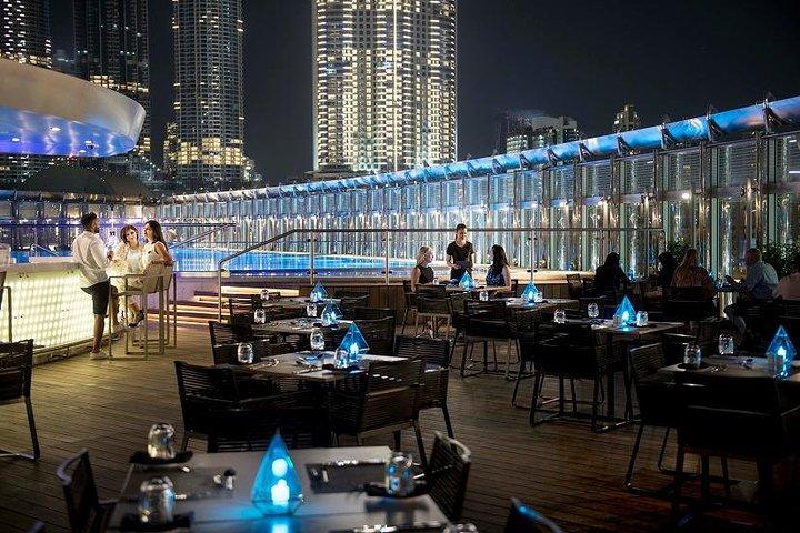 Enjoy Burj Khalifa With Dinner in One Of The Tower Restaurants