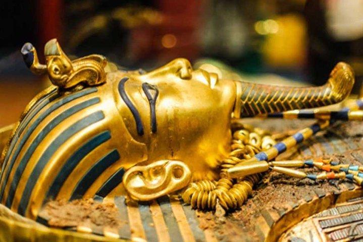 Wonderful Full Day Egyptian Museum and Great Pyramid