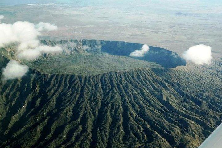1-Day Mount Longonot Hiking Adventure From Nairobi