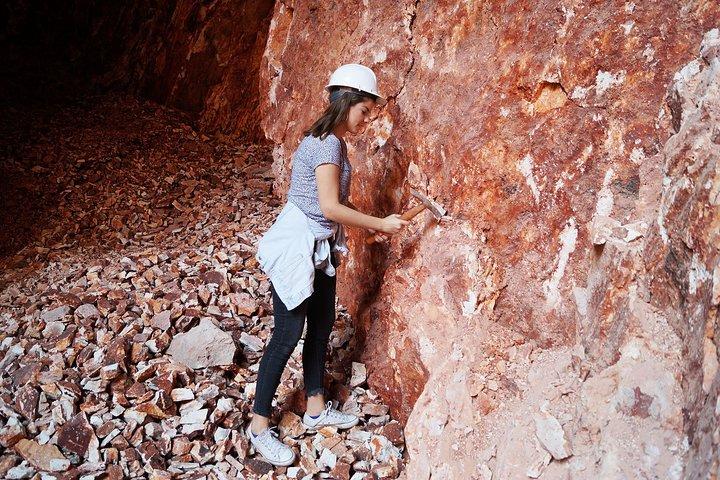 Full-Day Magdalena Opal & Obsidian Mines PRIVATE TOUR