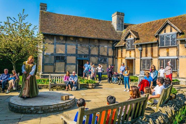 Private Tour to Stratford-Upon-Avon and The Cotswolds