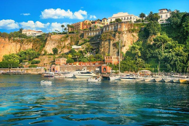 Private Transfer from Sorrento to Naples with Pick Up