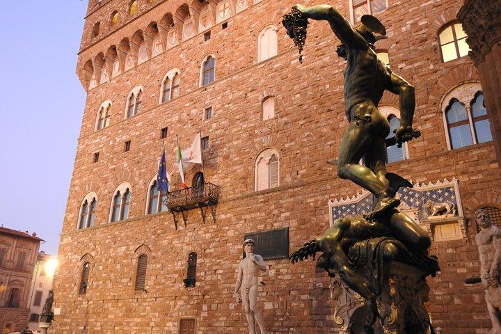 Private Tour of the Dark Heart of Florence at Sunset