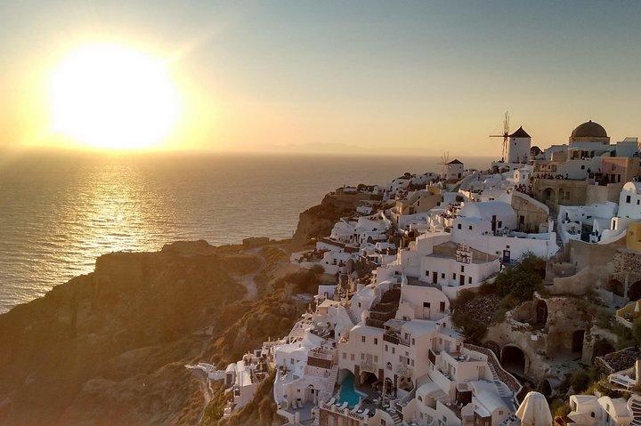Santorini Secrets - Private 4-8hr Highlights Tour