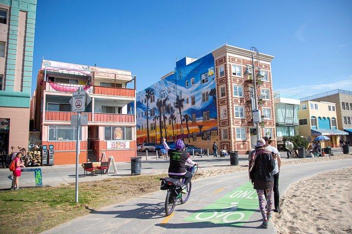 Small-Group Electric Bike Tour of Santa Monica and Venice Beach