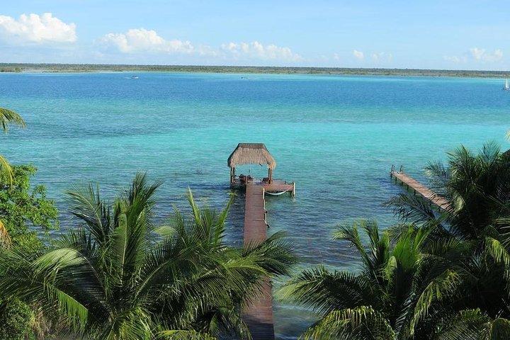 Magical BACALAR TOUR with Pontoon Boat ride. (Transportation + Breakfast + Food)